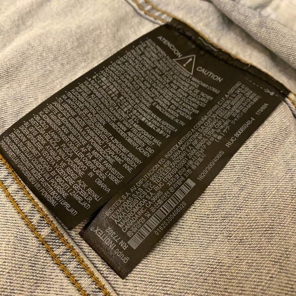 Zara Denim trucker Jacket Long Sleeve Pockets Cotton Blend Light Blue Size Small - Picture 9 of 12